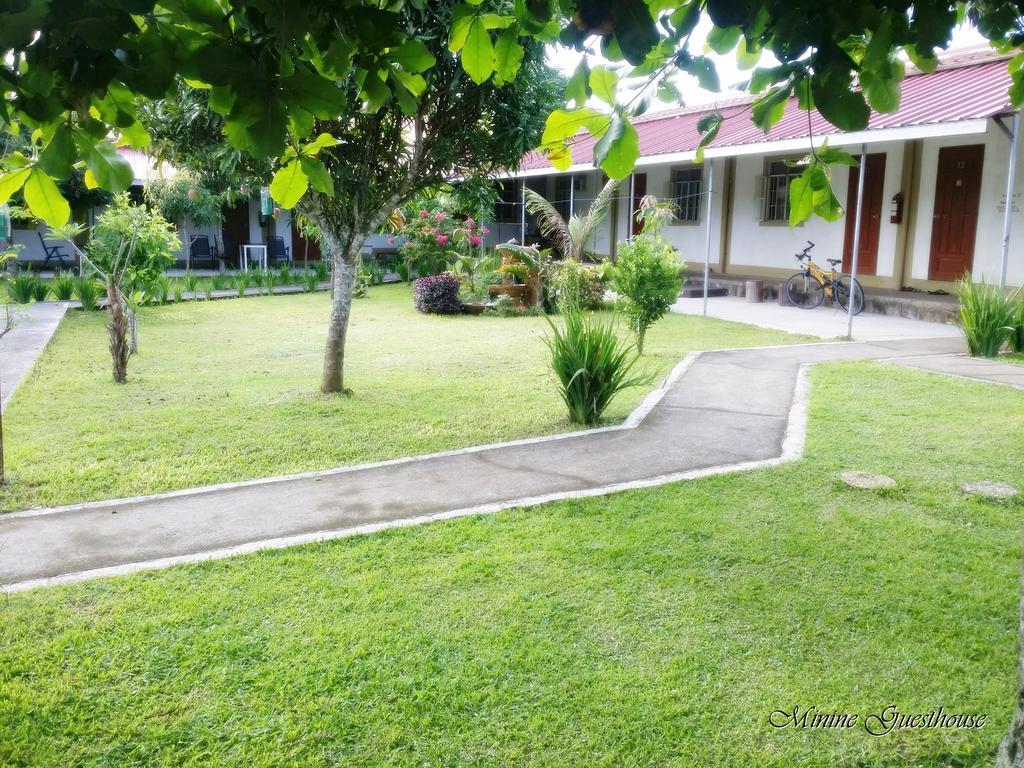Minine Guesthouse Silang Bagian luar foto