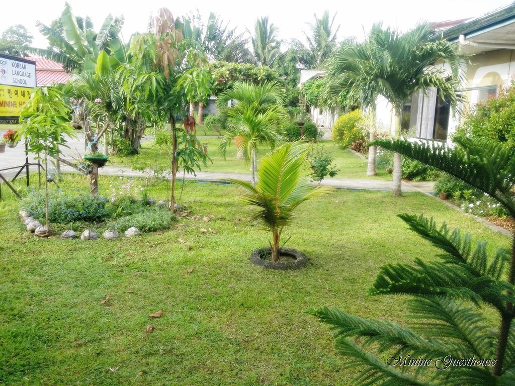Minine Guesthouse Silang Bagian luar foto