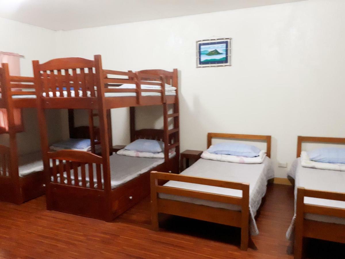 Minine Guesthouse Silang Bagian luar foto
