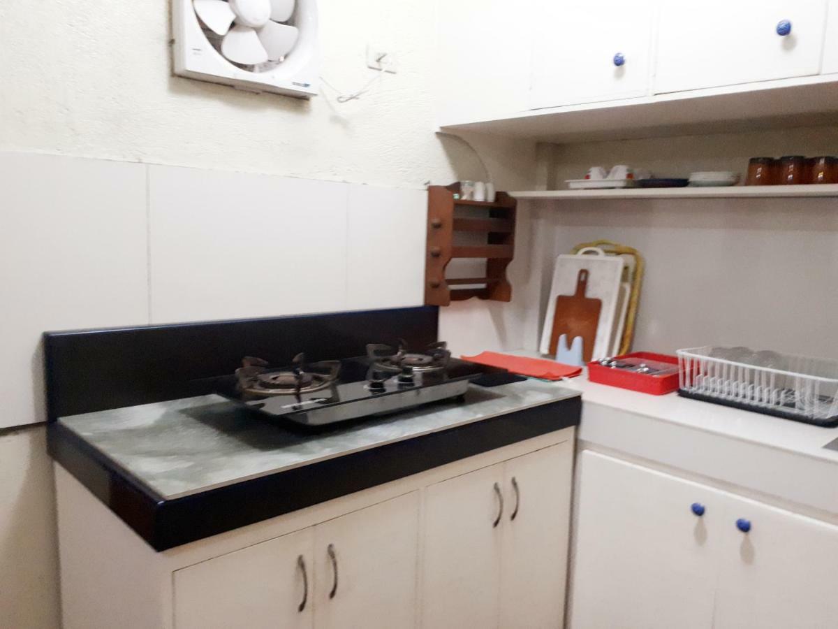 Minine Guesthouse Silang Bagian luar foto