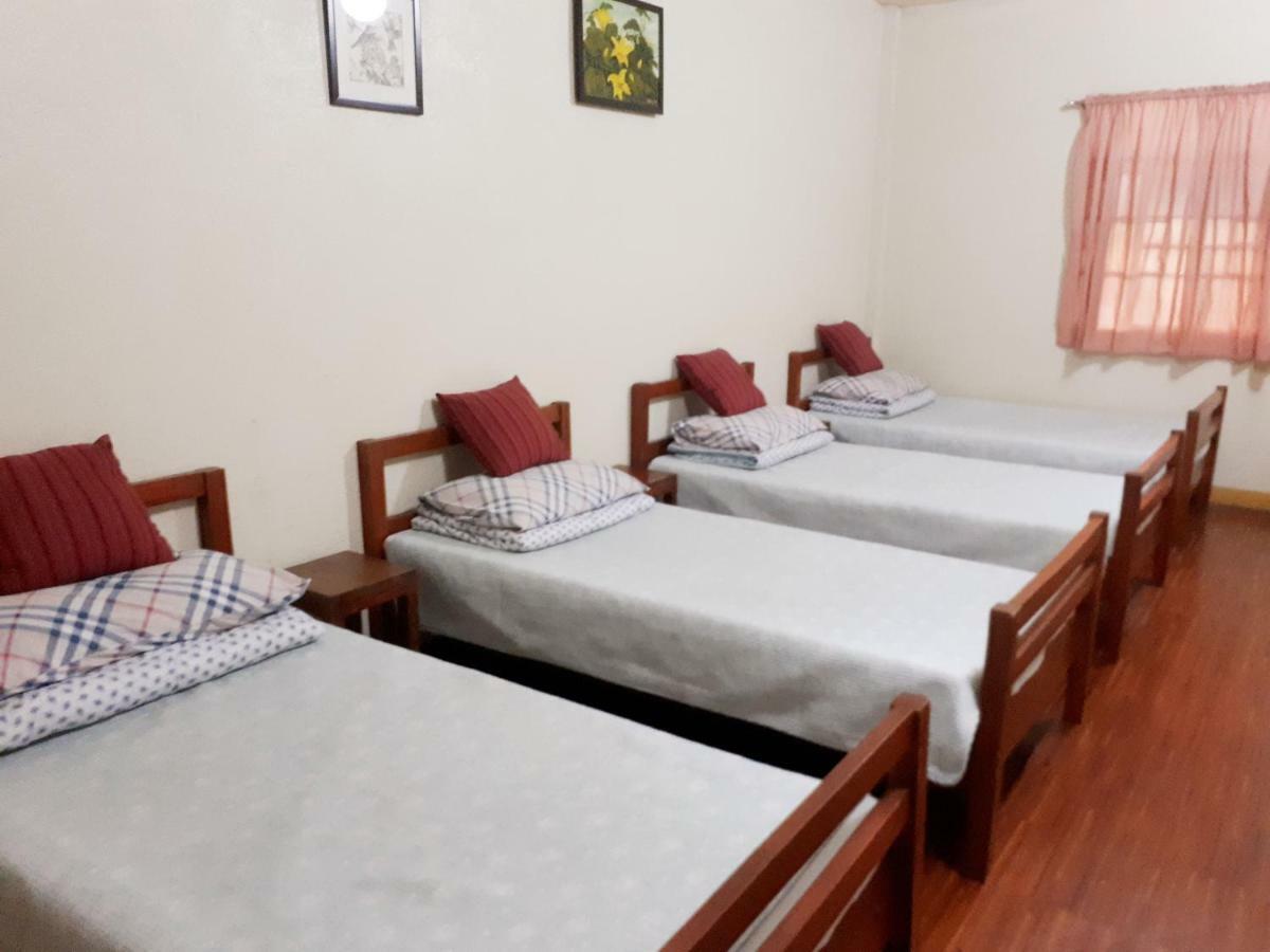 Minine Guesthouse Silang Bagian luar foto