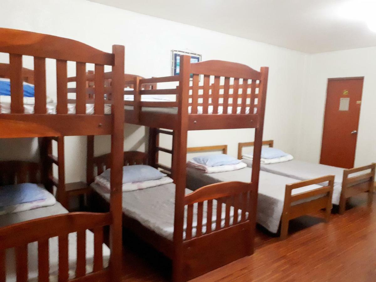 Minine Guesthouse Silang Bagian luar foto