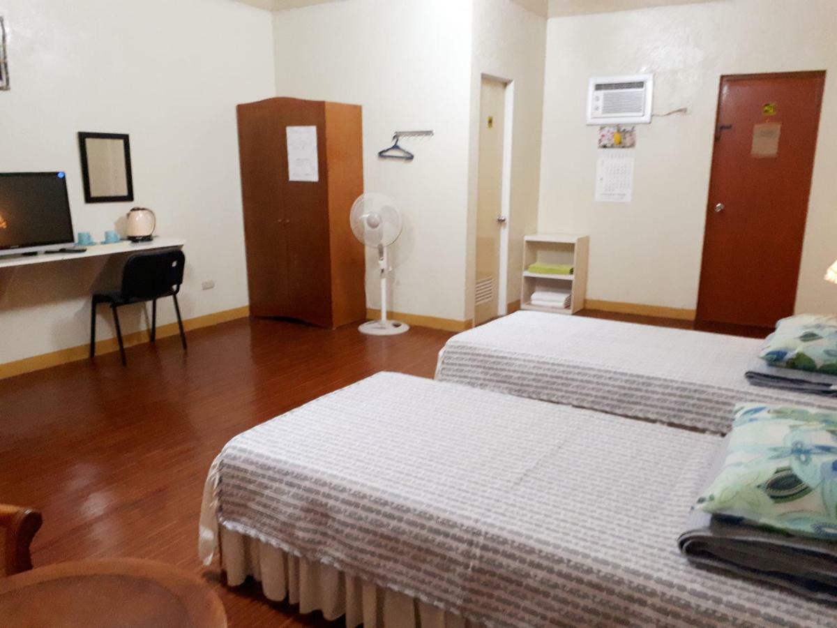 Minine Guesthouse Silang Bagian luar foto